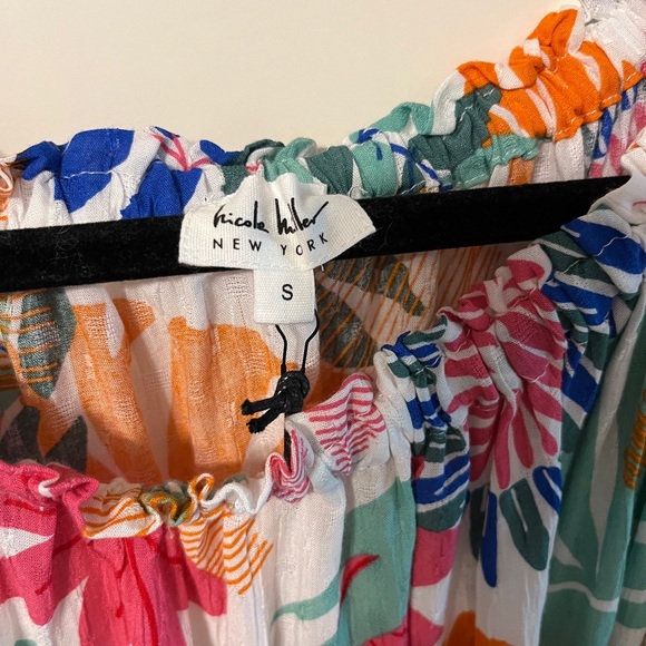 Nicole Miller Floral 2 piece set - Picture 9 of 13